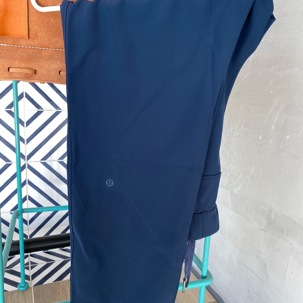 Lululemon - On the Fly Pants